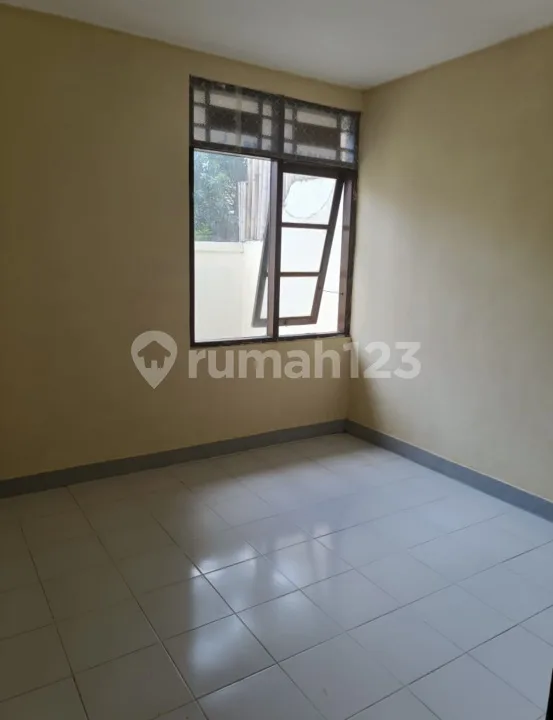 Di Kontrakkan Rumahlokasi di Kori Nuansa Utama Taman Griya Jimbaran - Image 4 of 4
