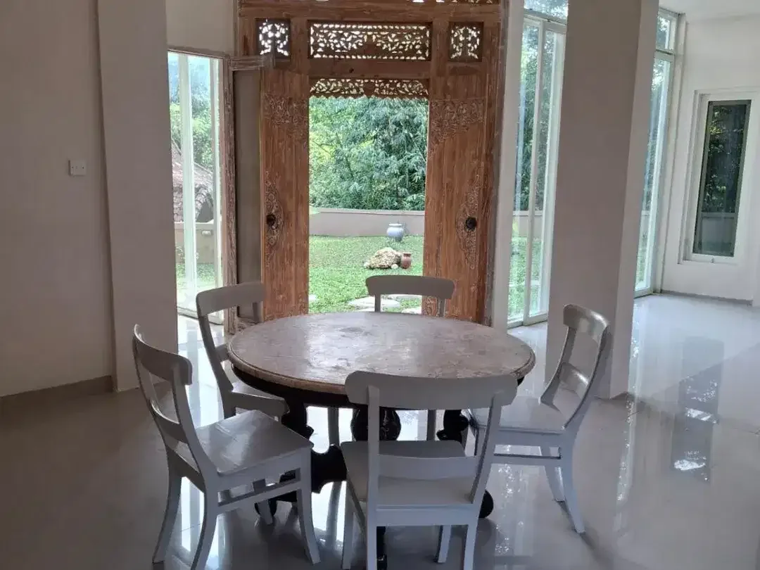 VILLA 2 LANTAI DI JL AYANI UTARA DENPASAR UTARA DEKAT TAMAN & RS - Image 5 of 10