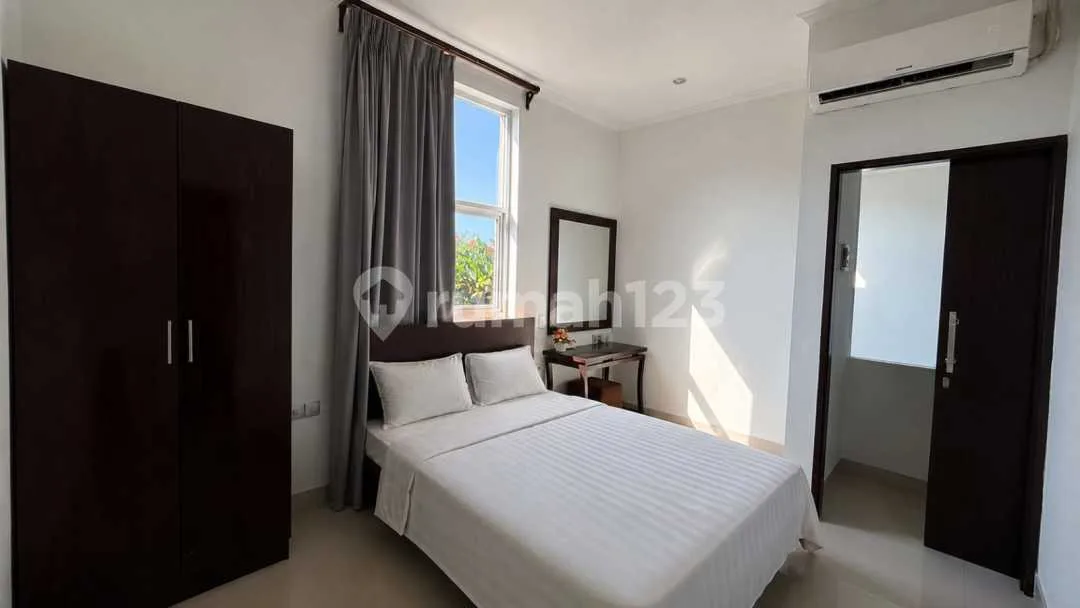 2Br Villa Kerobokan - Image 2 of 4