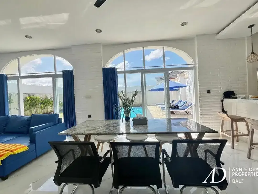 LEASEHOLD | 3-BEDROOM MODERN COLONIAL-STYLE VILLA - KEROBOKAN - Image 9 of 10