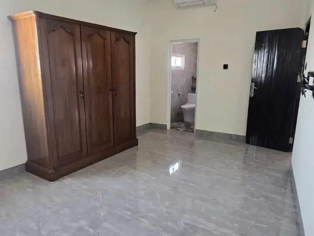 Rumah Baru Semi Furnished Disewakan Area Denpasar Selatan - Image 7 of 10