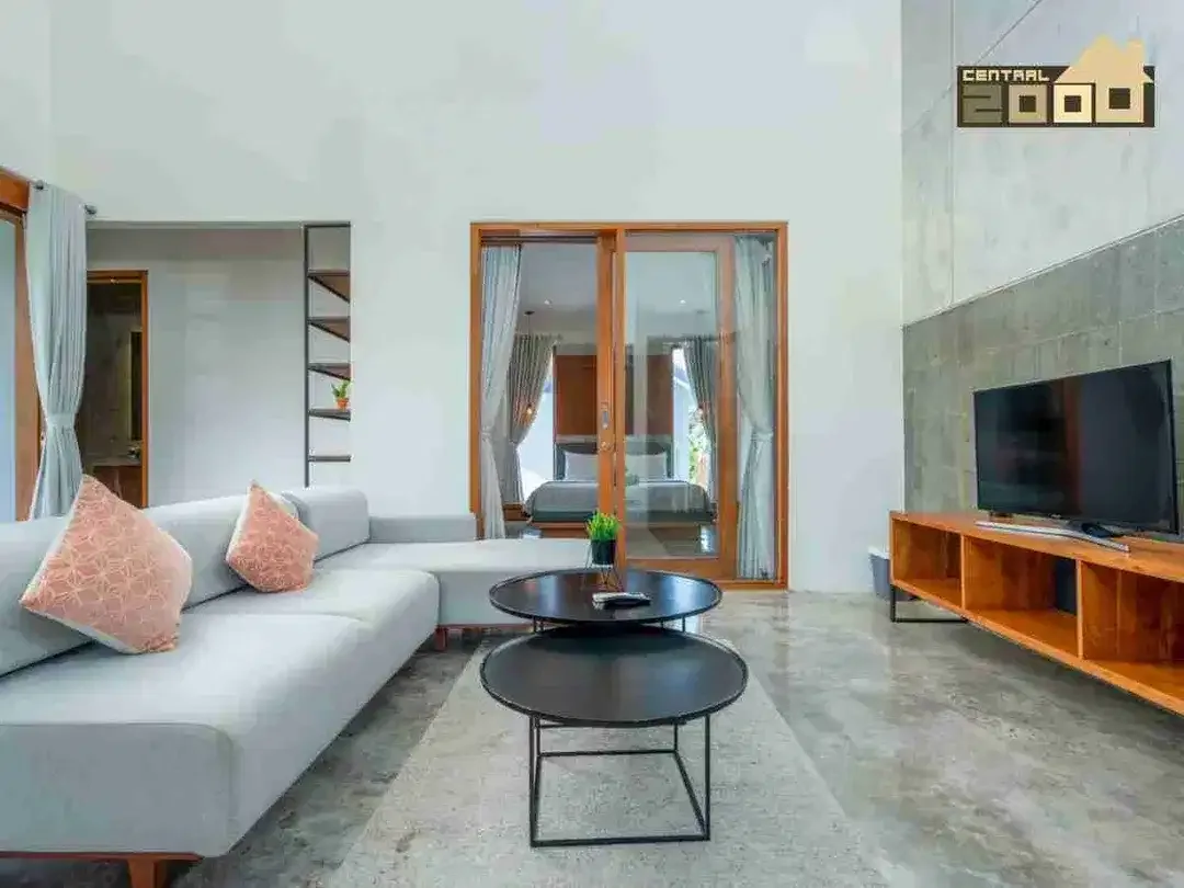 Luxury Industrial-Style Villa in Tegal Cupek, Umalas - Image 7 of 10