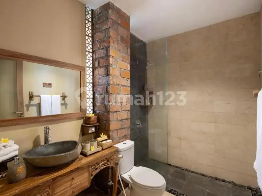 Dijual Hotel Suites Kemenuh Sukawati Dekat Ubud - Bali - Image 2 of 5
