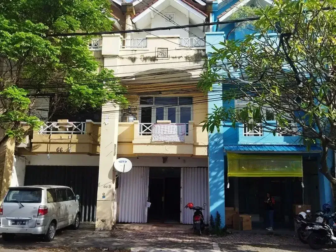 Ruko Strategis Zona Komersial Dijual di Kerobokan, Kuta Utara - Image 1 of 6