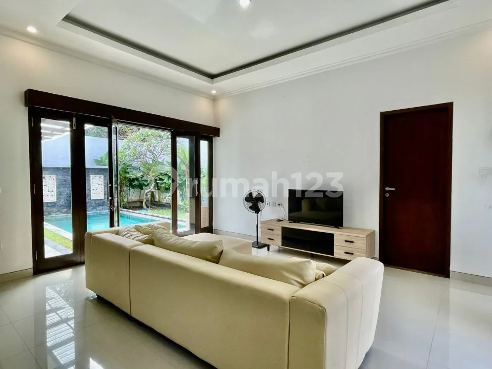 Villa Semi Rumah 3Br Minimalist Modern Furnished - Image 2 of 4