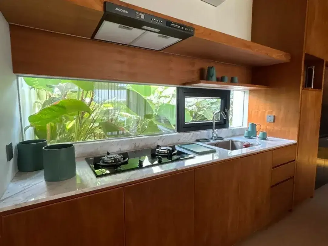 VILLA READY 3BR VIEW SAWAH ABADI PREMIUM LOKASI DI CANGGU PUSAT - Image 7 of 10