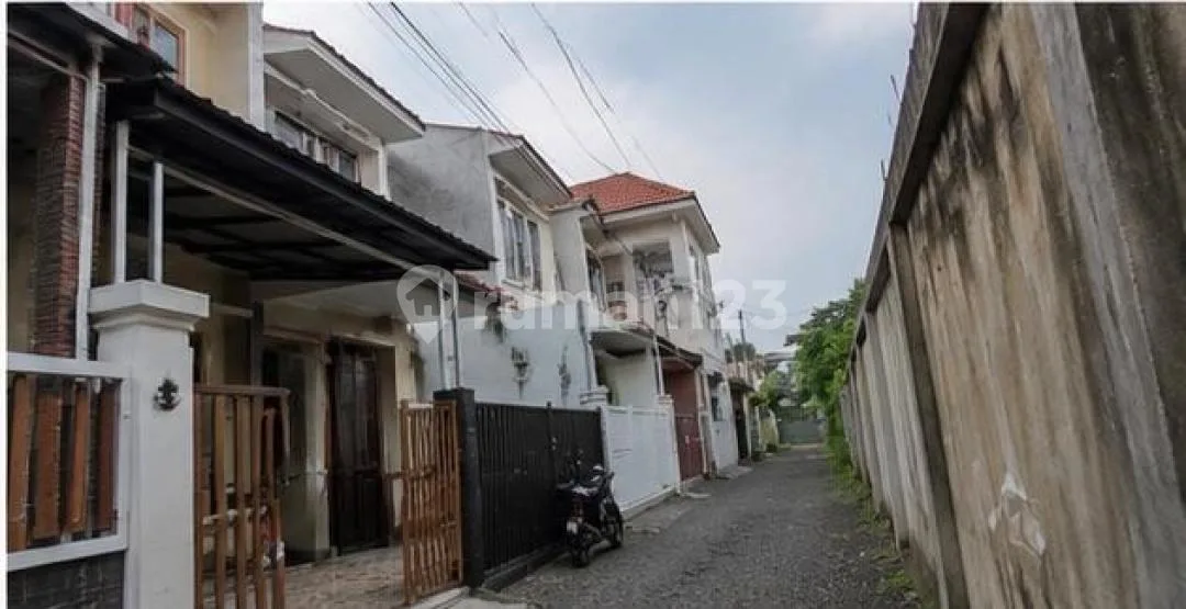Rumah Sewa 2 Lantai Furnish di Mertasari Sanur - Image 3 of 4