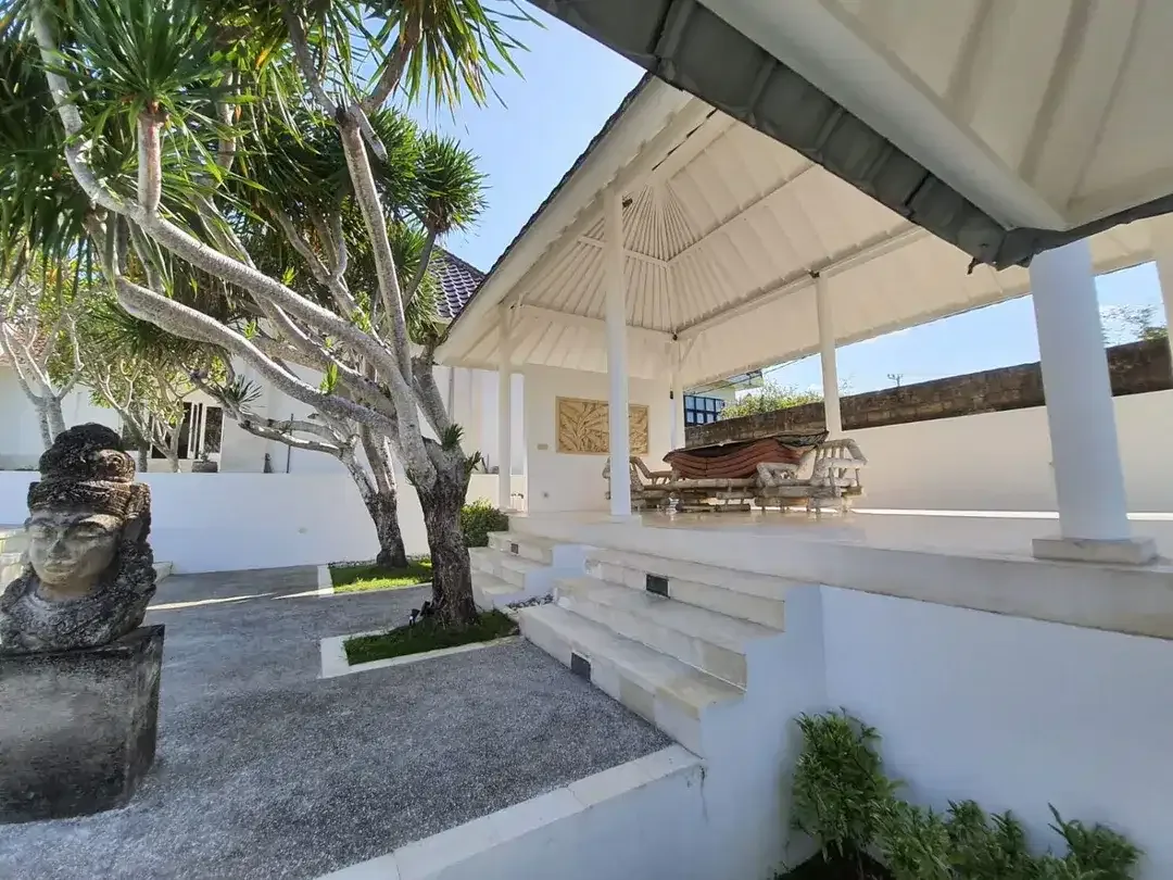LUXURY VILLA IN GOA GONG UNGASAN WITH GWK VIEW - Image 5 of 10