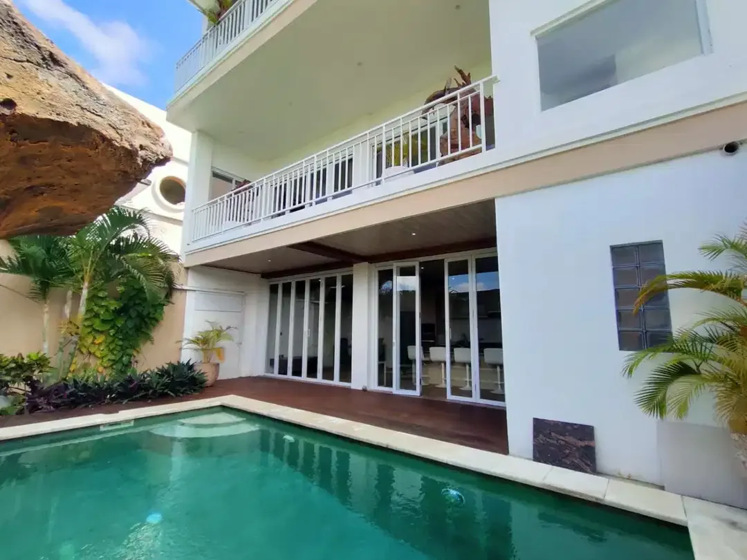 Private Villa Padonan Canggu Close to Bali MMA - Image 1 of 10