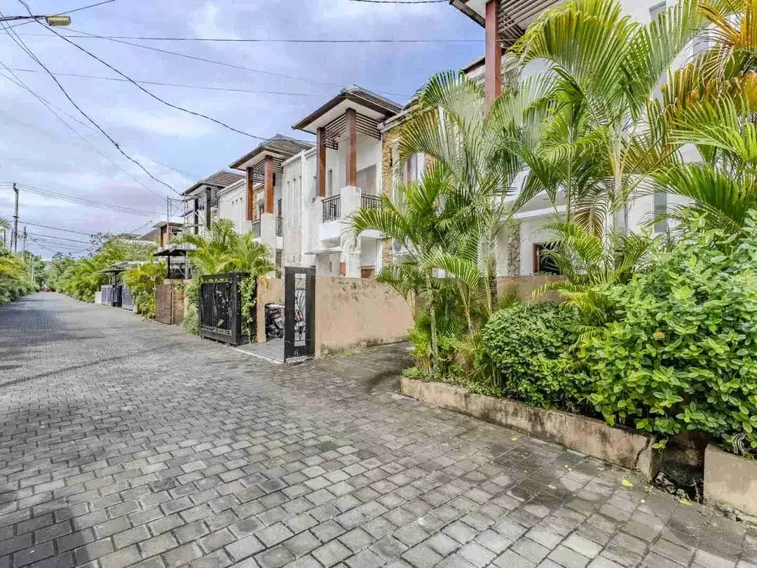dijual rumah one gate area nusa dua - Image 1 of 10