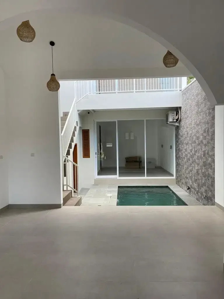 JUAL VILLA BARU 2 LANTAI FULLY FURNISHED DI ULUWATU - Image 3 of 7