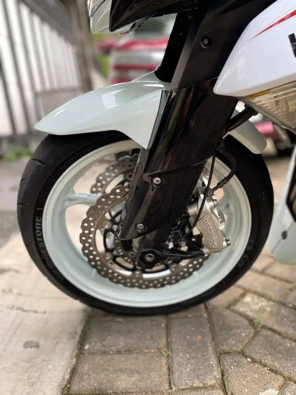 Kawasaki z1000 2013 SE FP, modifbanyak full mulus, no PR - Image 3 of 5