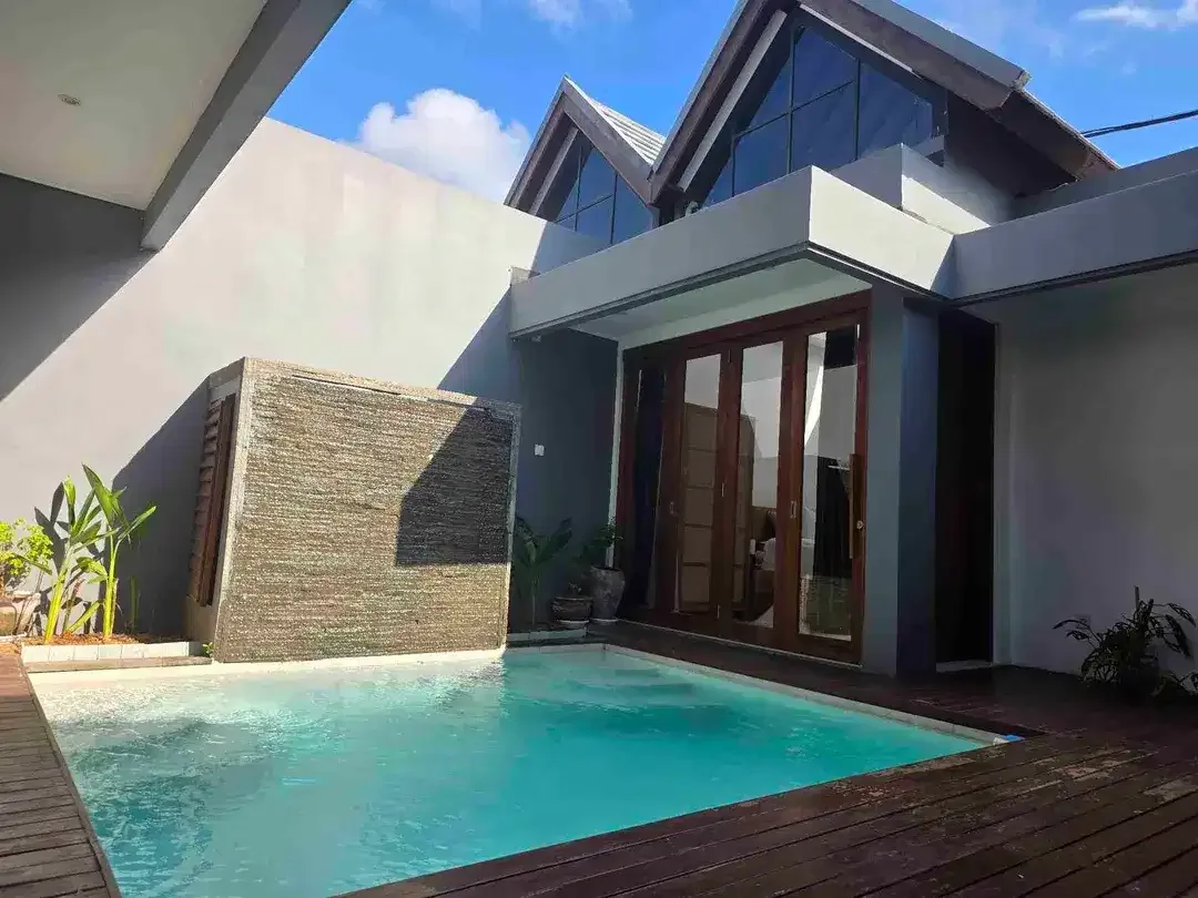 Rare opportunity. beautyful Modern style Villa for Lease in Sanur - Image 2 of 10