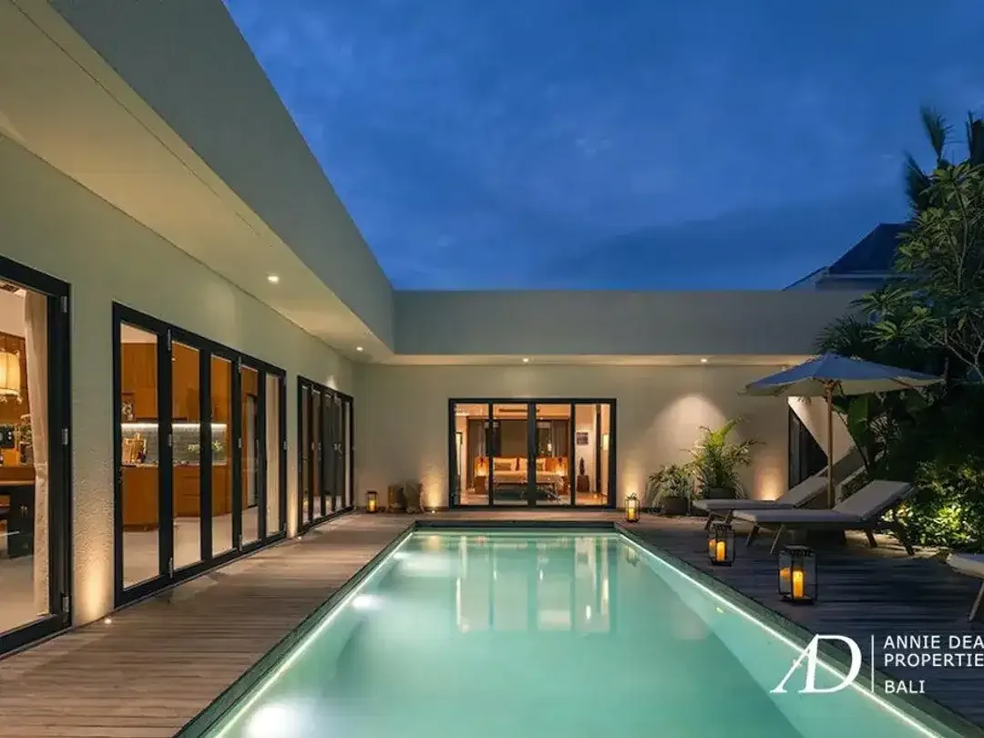 FREEHOLD | HIGH-QUALITY CONTEMPORARY VILLA IN PRIME UMALAS - Image 3 of 10