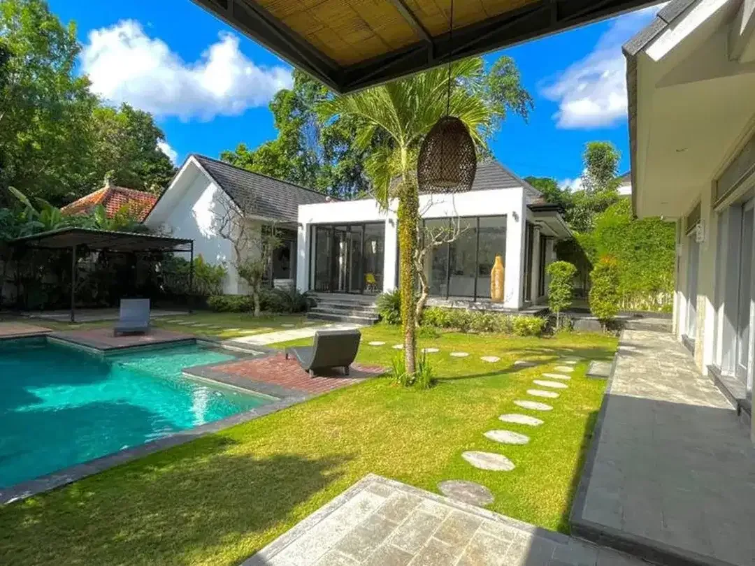 Villa Luxurious Leasehold in Pererenan Canggu - Image 3 of 10