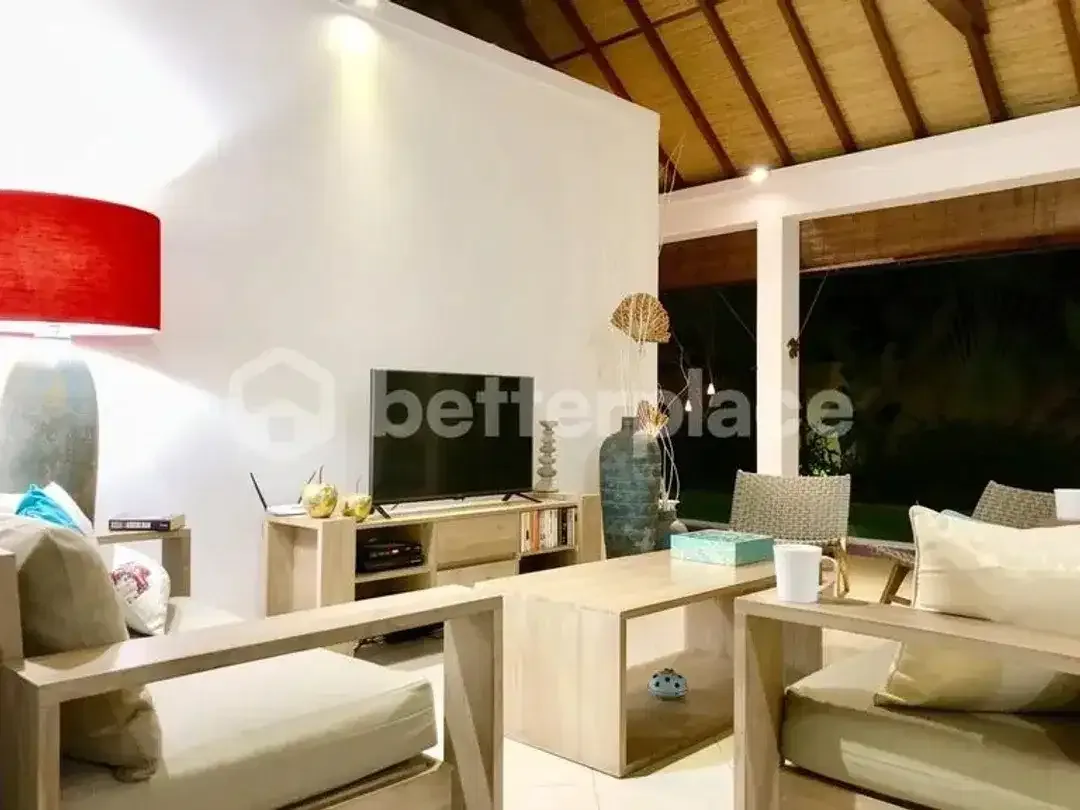 Elegant Family-Friendly 3-Bedroom Villa in Canggu Padonan with En-Suite Bedrooms, Beautiful Pool & Exceptional Garden Setting - Image 4 of 10
