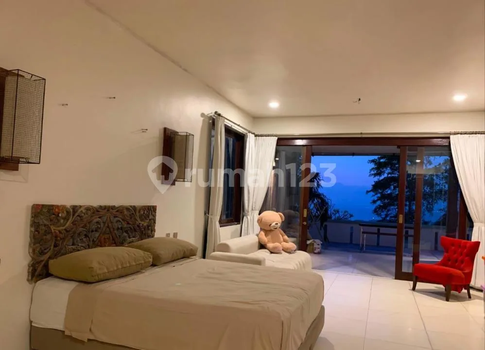 Freehold - Exclusive Ocean View Villa With Large Pool And Rooftop For Sale In Labuan Sait, Pecatu, Uluwatu, Bali - Image 4 of 4