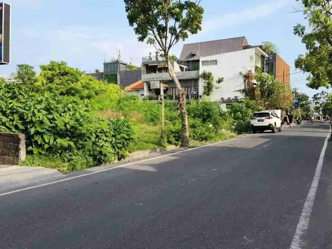 JUAL TANAH PREMIUM JLN PEMELISAN AGUNG BERAWA  PINGGIR JLN UTAMA DEKAT PANTAI BERAWA CANGGU - Image 2 of 5