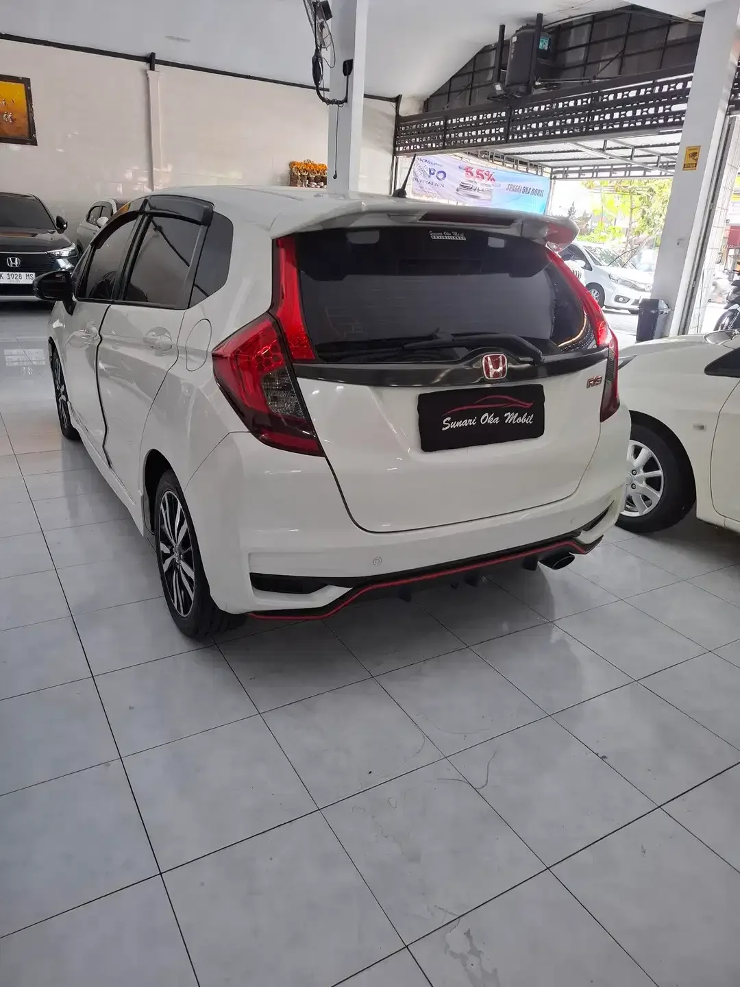 HONDA JAZZ RS FACELIFT - Image 4 of 6