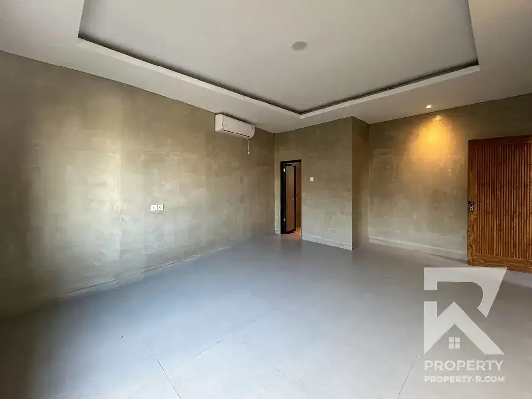 Brand New Semi Furnished 4 Bedroom Villa in Sanur Bali for Rent Yearly - Image 6 of 10