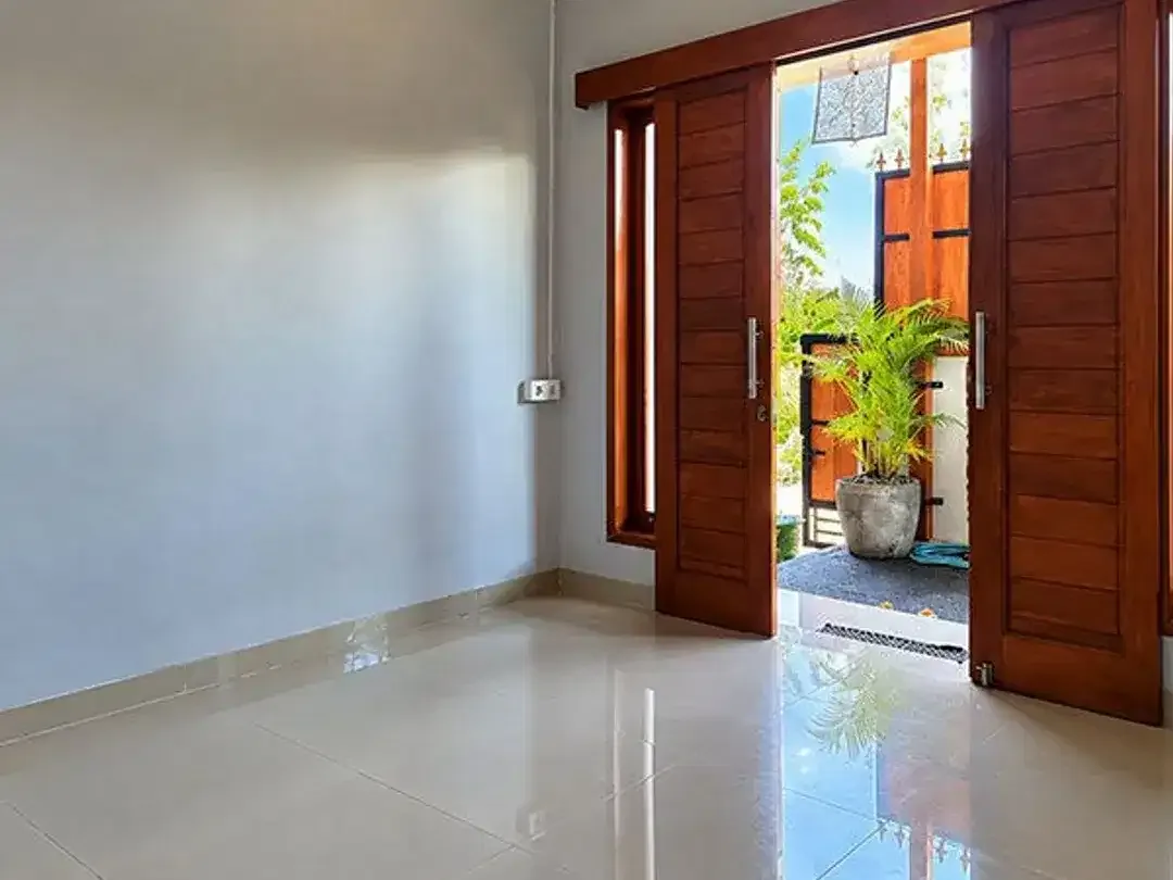 [Amr-110.Bnd] Disewakan Tahunan Rumah Baru di Penatih – Denpasar Timur - Image 2 of 9