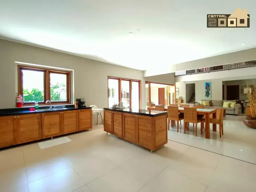 Dijual Dan Disewakan Villa Di Petitenget Seminyak Bali - Image 4 of 10