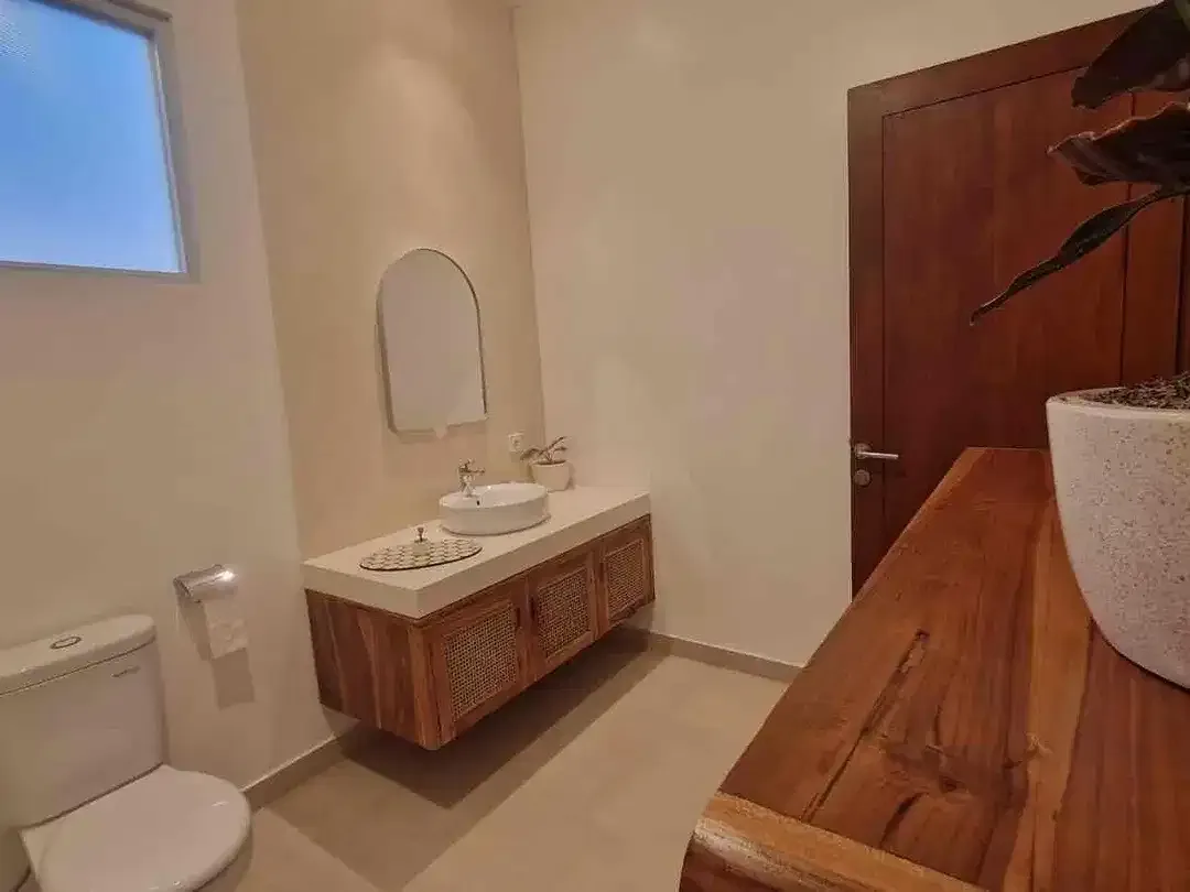 DIJUAL VILLA 2-BEDROOMS FULLY FURNISHED DI KUTUH - Image 6 of 10