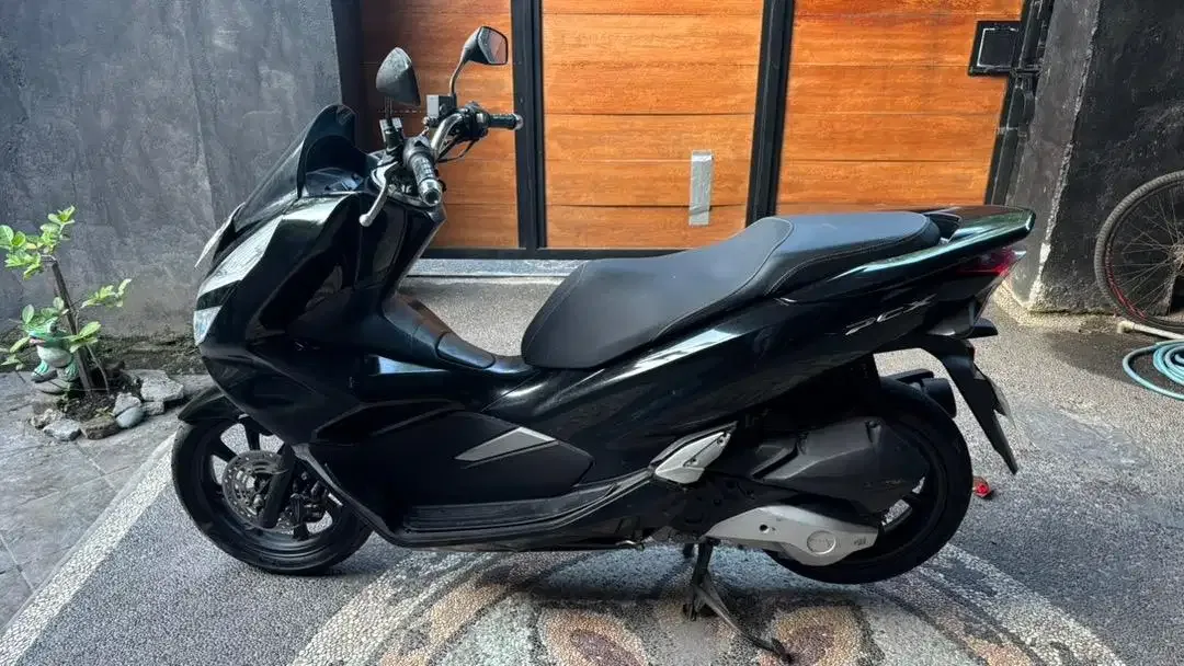 PCX CBS 2019 Hitam Mulus Terawat - Image 4 of 4