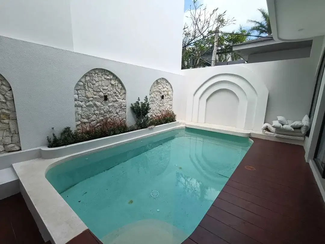 FOR SALE – Villa Mediterania 3 bedroom di Tumbak Bayuh, Canggu - Image 1 of 10