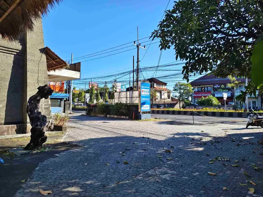 Gedung 3 Lantai Ex Restaurant dan Kantor di Bypass Sanur - Image 7 of 10