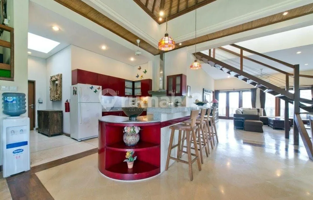 Villa Dijual Lokasi Berawa Canggu - Image 4 of 4
