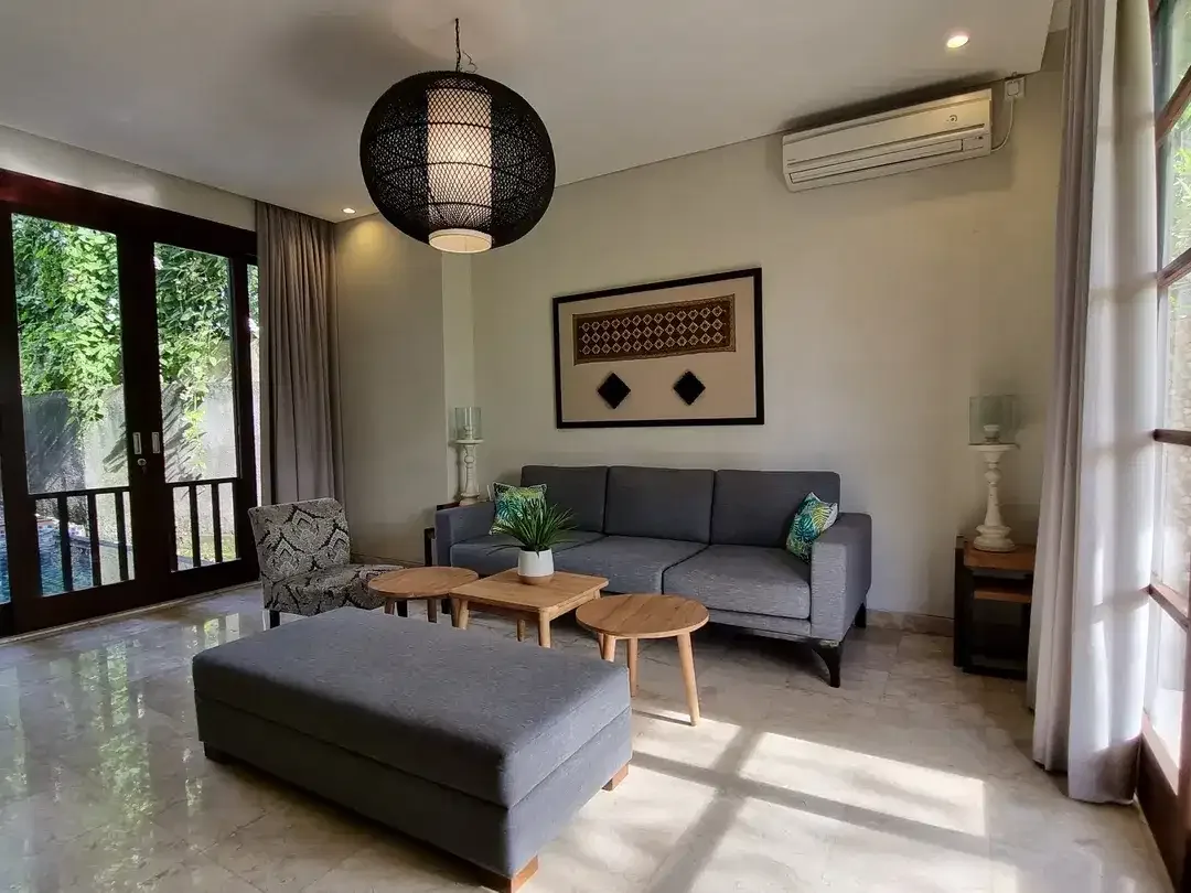 For Sale 3 Bedroom Luxury Villa in Jimbaran - Image 3 of 10