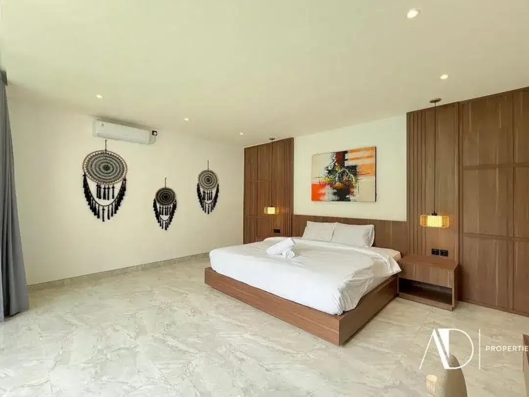 LEASEHOLD | CONTEMPORARY 3-BEDROOM VILLA IN PRIME PETITENGET, SEMINYAK - Image 6 of 10