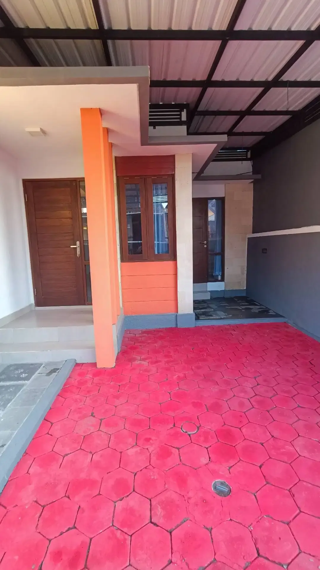 Di Kontrakan Rumah / Tahun - Image 7 of 10