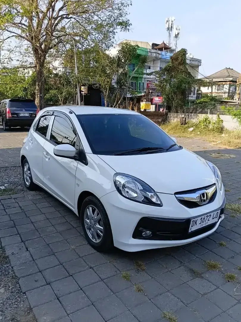 Honda Brio Satya E Manual 2015 Putih Low Odo 16 Rb - Image 3 of 9