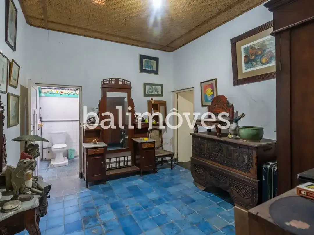 Kesempatan Investasi Menarik dengan 5 Kamar Tidur di Pusat Wisata Sanur - Image 2 of 10