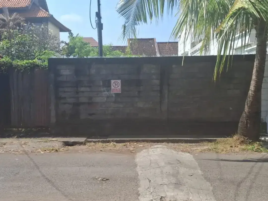 Tanah Padat 3,4 Are Siap Huni Dijual di Renon, Denpasar Selatan - Image 5 of 6