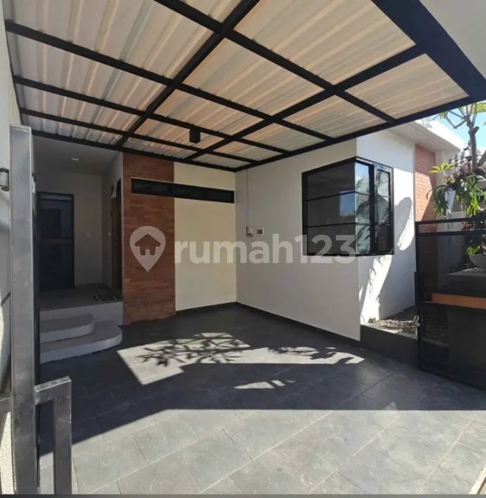 Di Sewakan Rumah Minimalis Modern Siap Huni di Denpasar Utara - Image 3 of 4