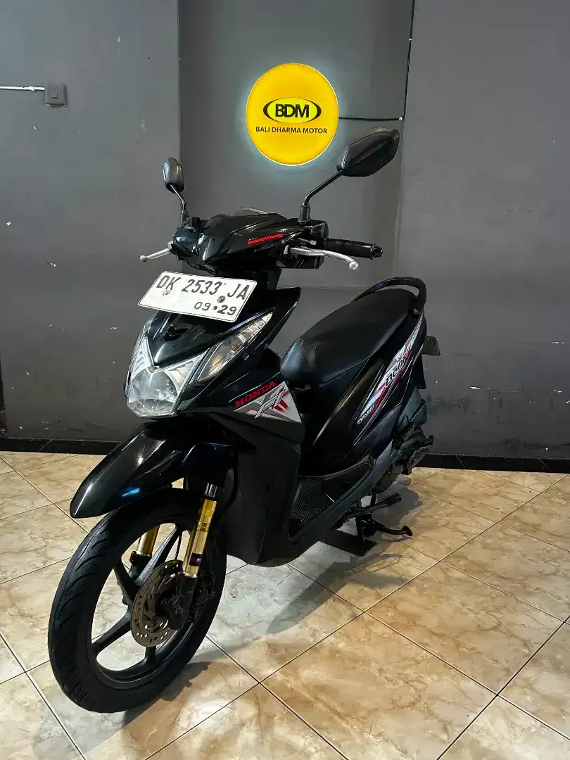 Beat fi thn. 2015 cash. Bali dharma motor - Image 1 of 7