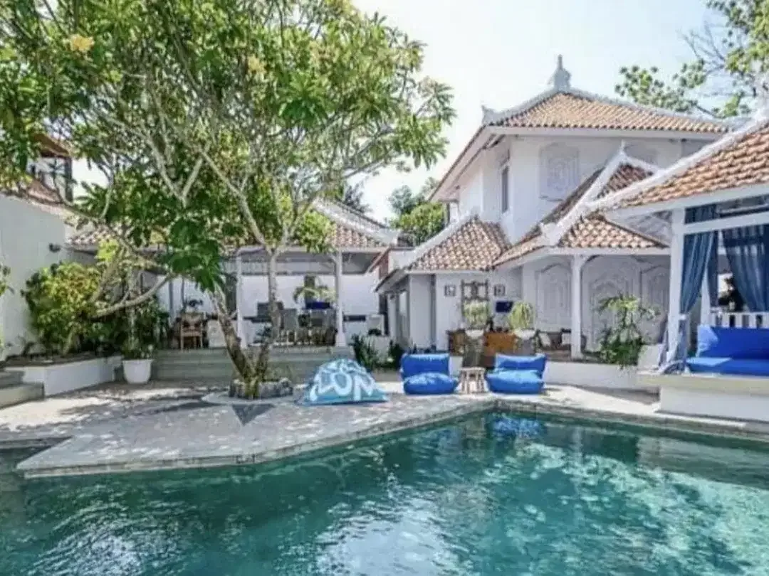 Tanah bonus villa cocok tempat usaha di jalan utama Dijual, di Kerobokan - Image 5 of 7