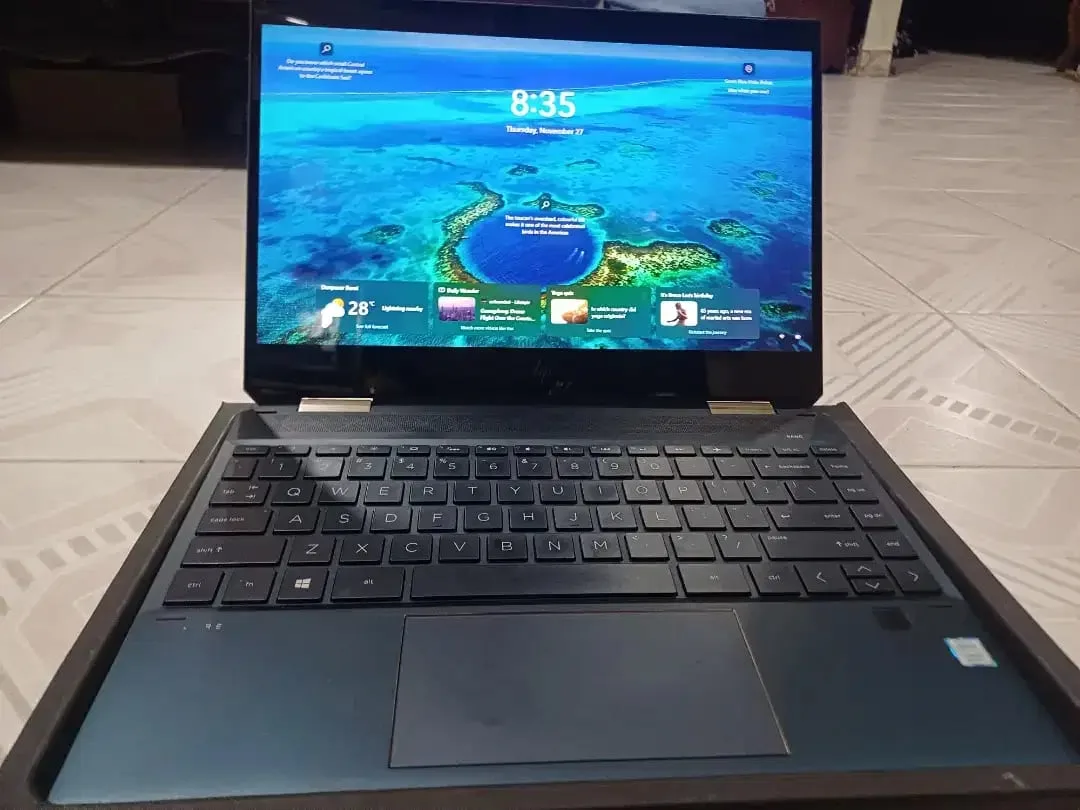 LAPTOP HP SPECTRE X360  i7-8565U fullset original resmi - Image 3 of 10