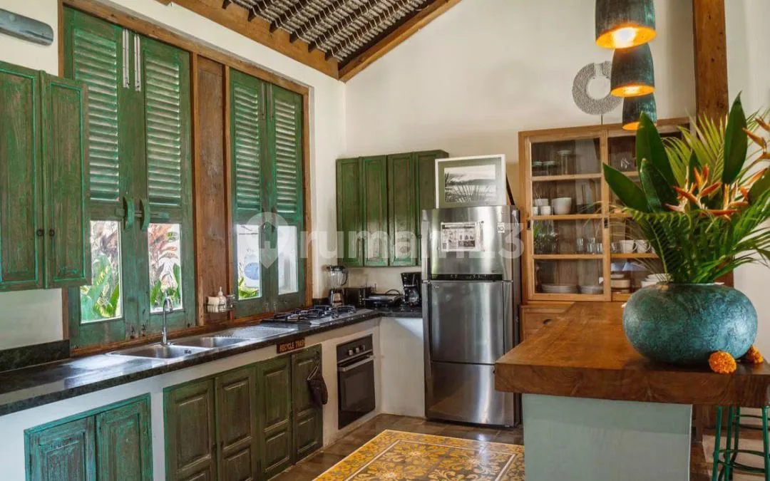4 Bedroom Luxury Cliffside Villa | Freehold | Walking Distance To Suluban Beach, Uluwatu - Image 4 of 4