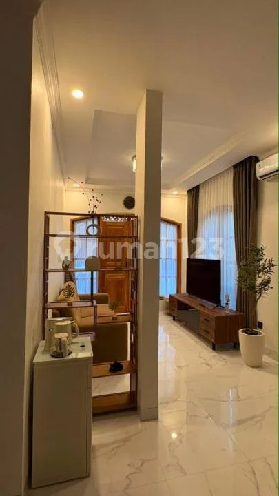 Fully Furnished 2-Bedroom Private House For Rent - Renon, Jayagiri - Image 1 of 4
