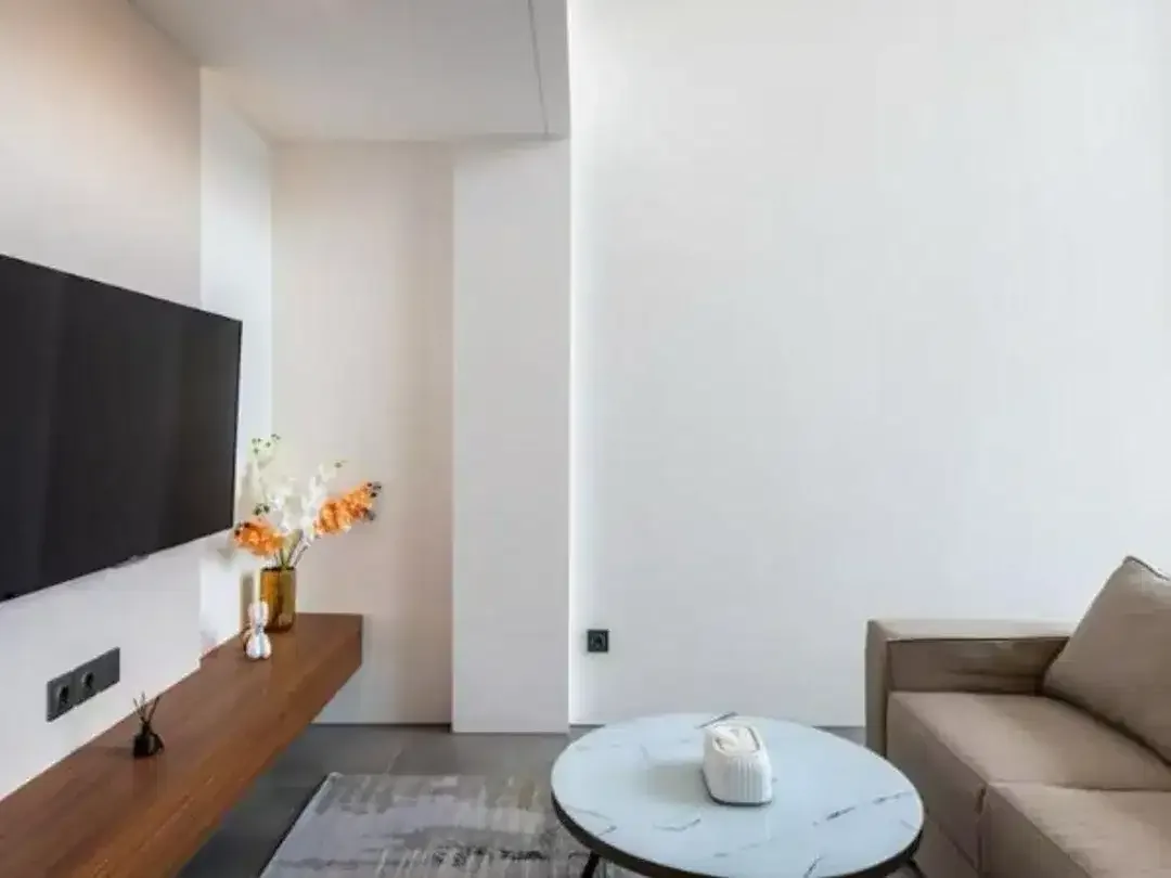 GRAND APARTEMENT IN PERERENAN CANGGU BADUNG - Image 3 of 10