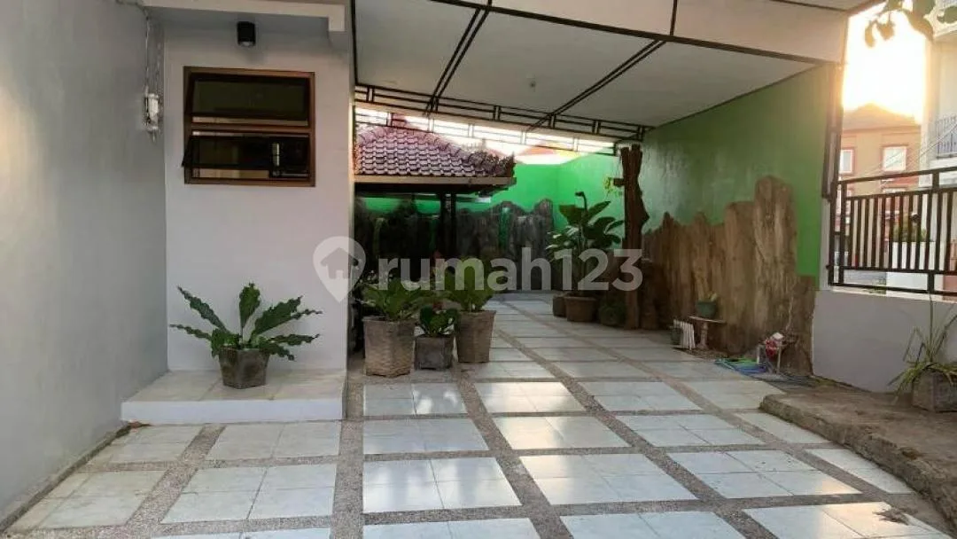 Rumah dengan One Gate System di Taman Griya Jimbaran Badung - Image 4 of 4