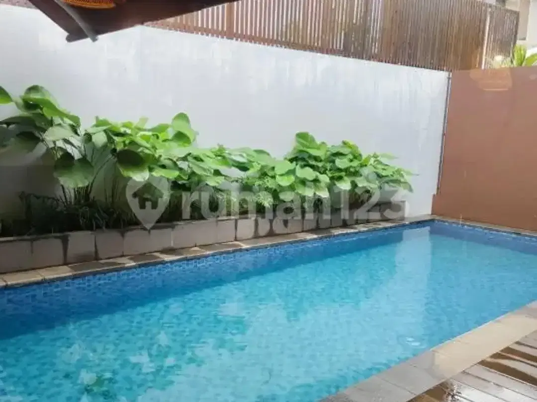 Private Pool, Full Furnish, One Gate -Rumah Impian di Jimbaran - Image 2 of 10