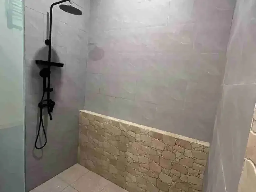 SALE FREHOLD AND LEASEHOLD 2 MODERN VILLAS IN BUDUK CLOSED TO CANGGU WITH RICEFILED VIEW - Image 9 of 10
