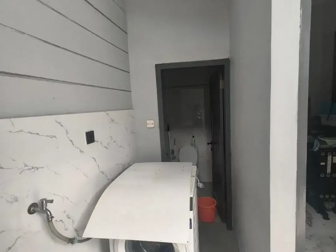 HUNIAN RUMAH MURAH BAGUS LUAS LOKASI STARTEGIS PRIVAT POOL DI JIMBARAN - Image 9 of 10