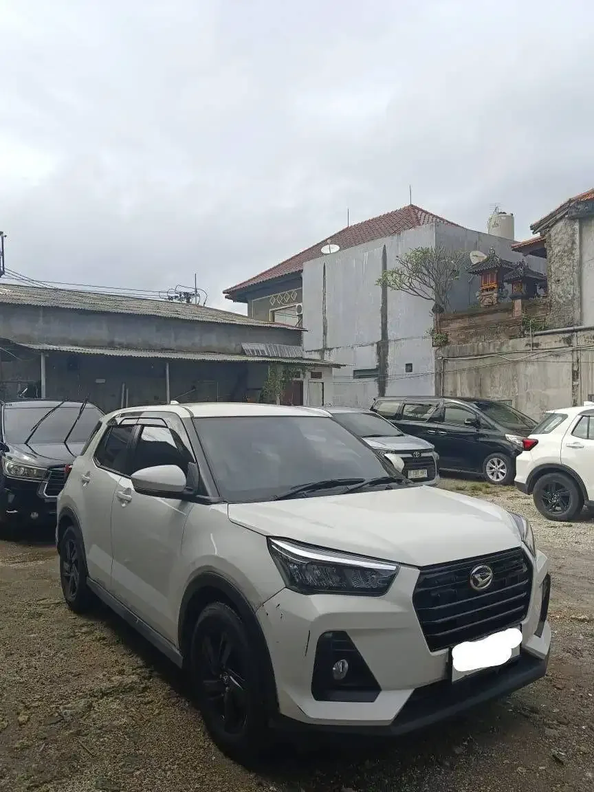 DIJUAL MURAH HARGA PEDAGANG ROCKY 1.2 X CVT - Image 1 of 8