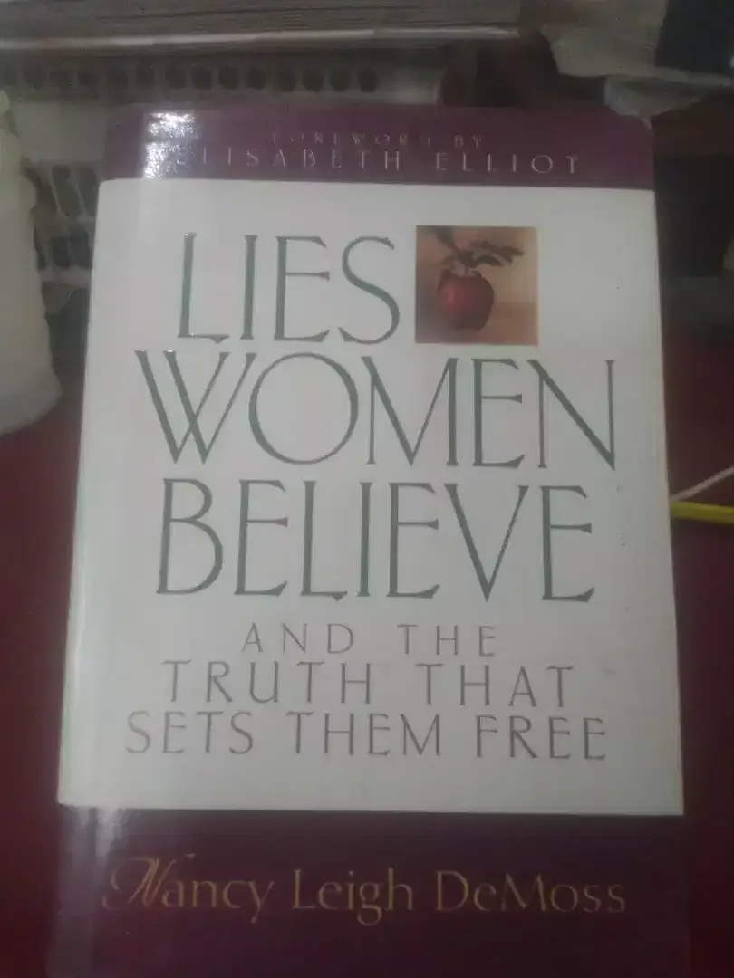 Novel dari luar negeri - Image 1 of 3